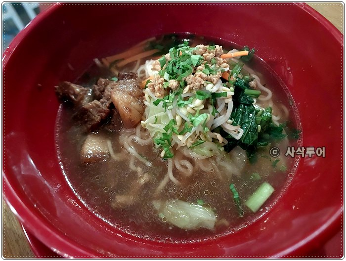 mIE 08016.jpg