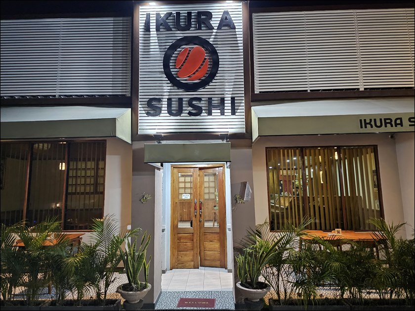 ikura sushi016.jpg