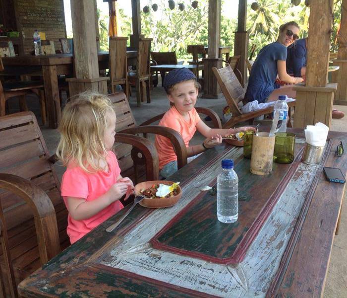 sweet orange warung001.jpg
