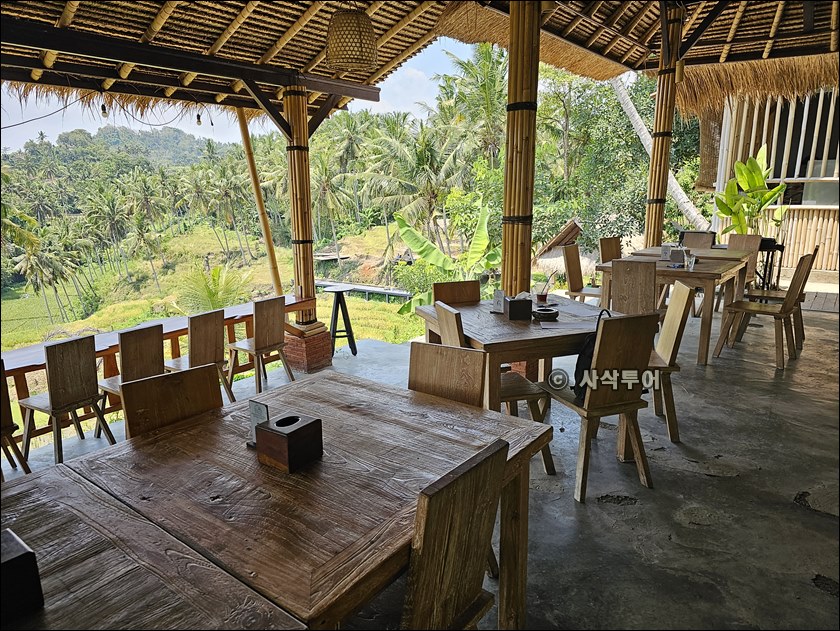 kissidab eco hill038.jpg