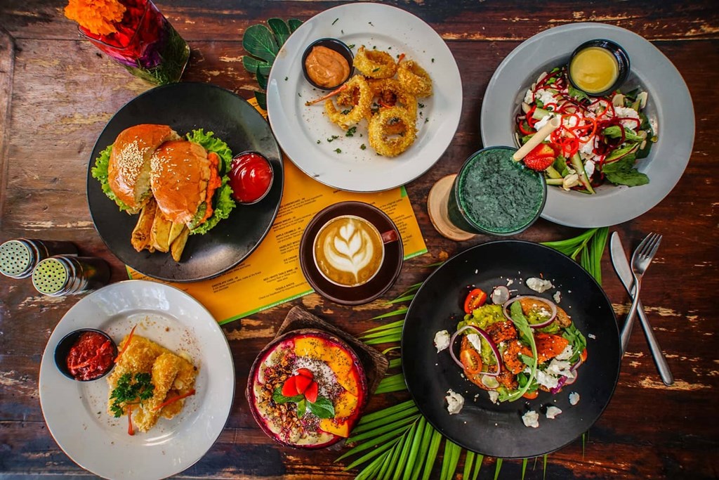 Manggo Tree Cafe108848350_3019903861397916_4592665561269921787_n-20211218-153837.jpg