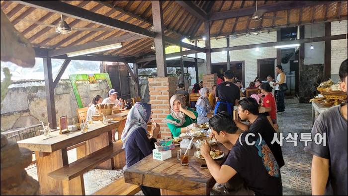 nasi ayam ibu oka012.jpg