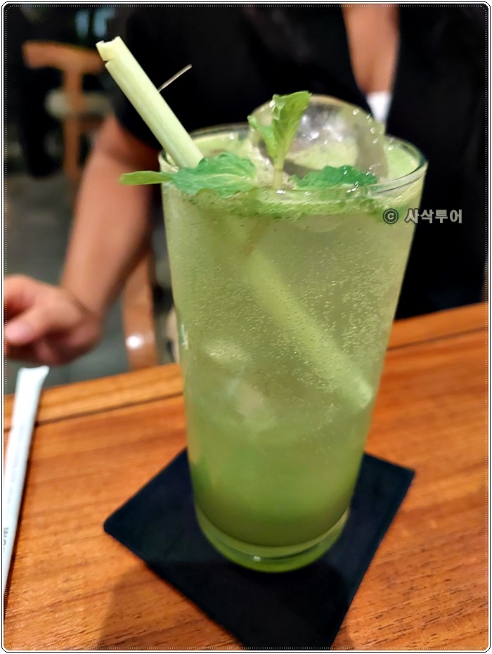 발리 사누르 레스토랑023.jpg