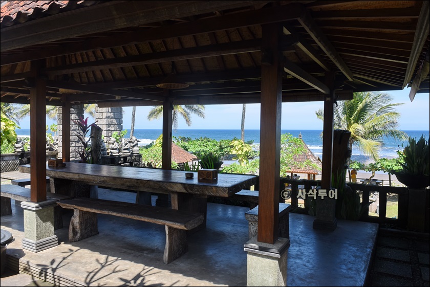 warung beach restor010.JPG