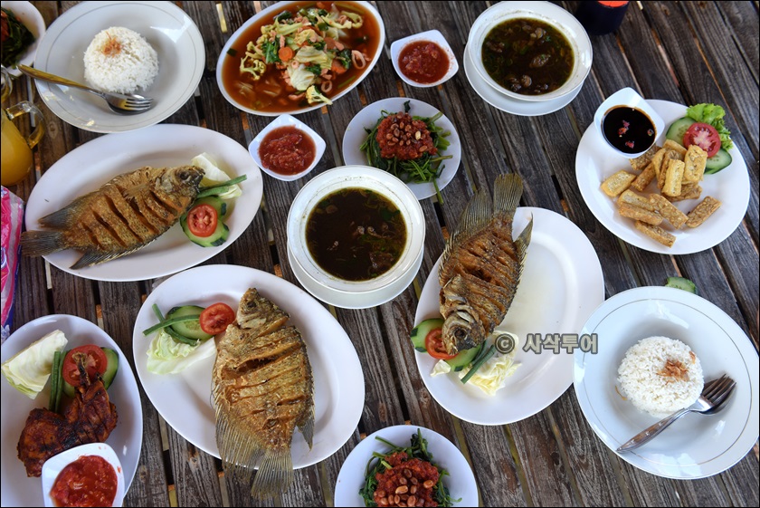 warung beach restor026.JPG