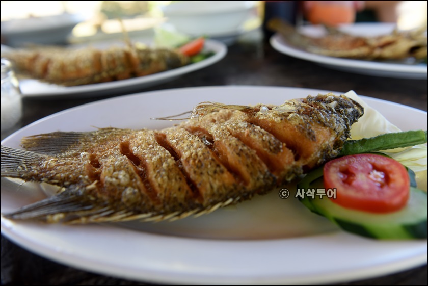 warung beach restor021.JPG
