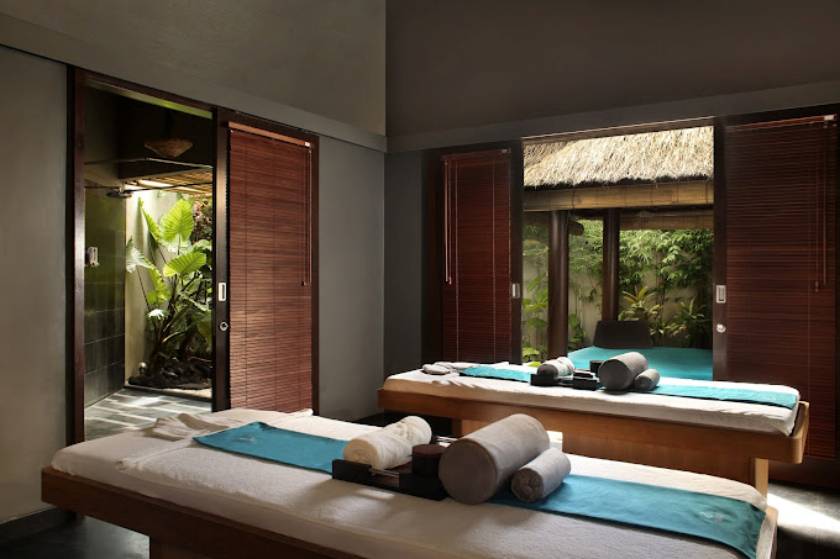 taman air spaSpa Suite.jpg