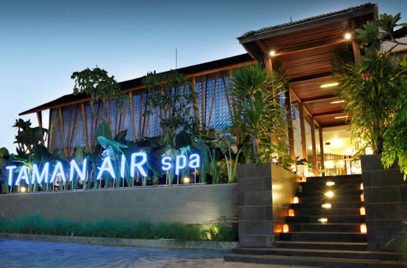 taman air spabali-spa-building.jpg