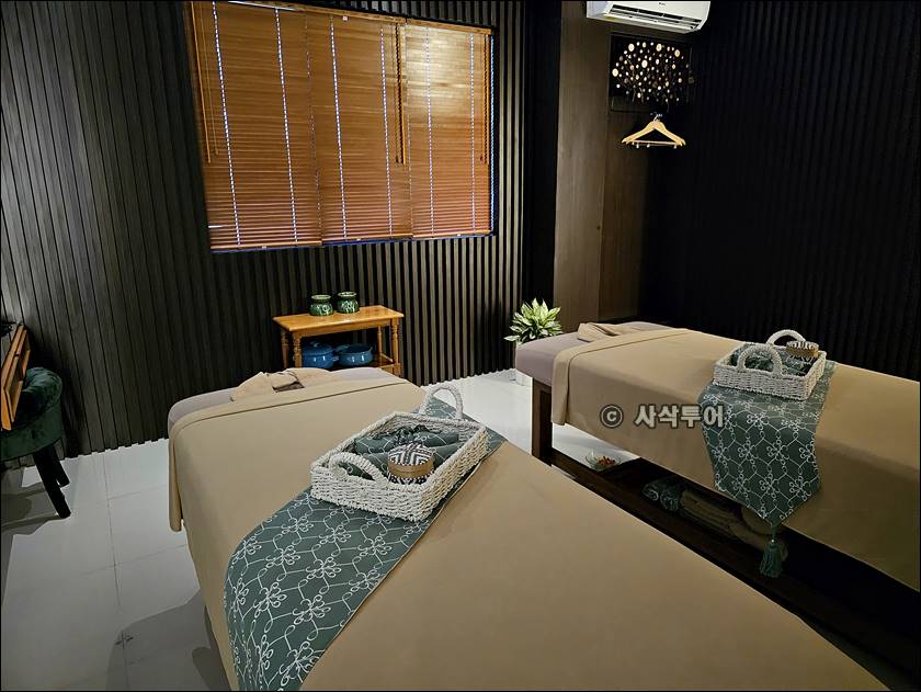 AVISHASPA018.jpg