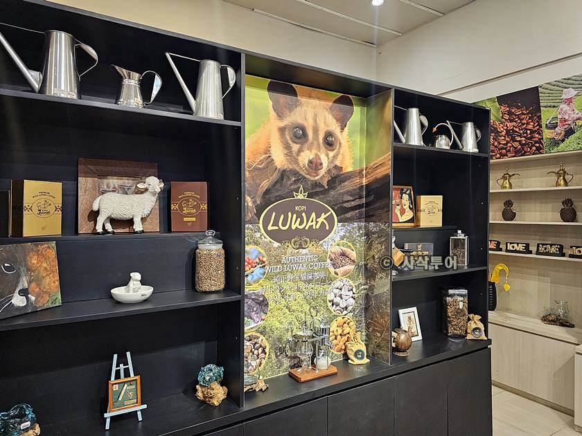 DOMBA COFFEE001.jpg
