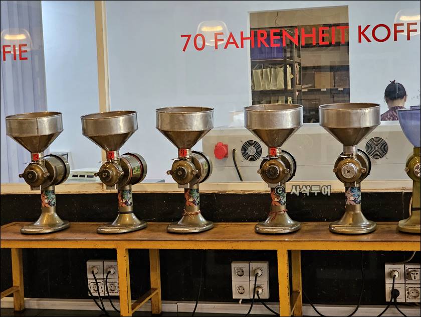 70 KOFFIE045.jpg