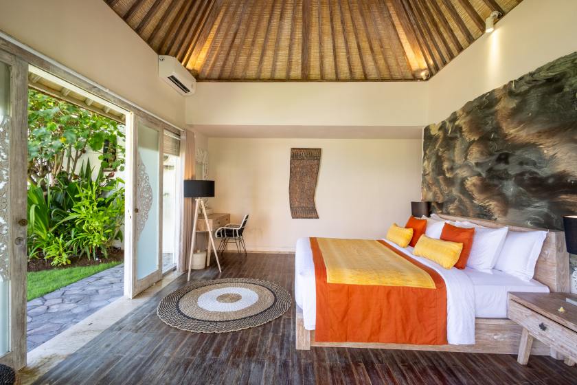 Four Bedroom Beachfront Pool Villa-16.jpg