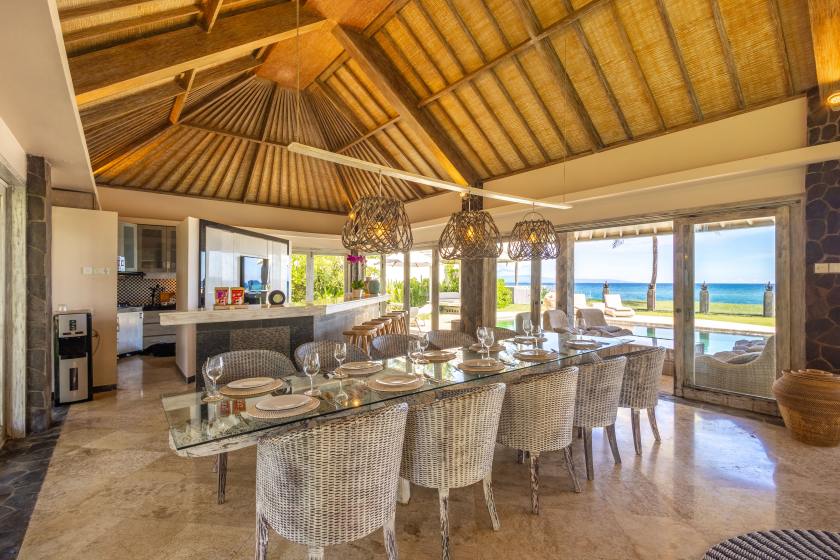 Four Bedroom Beachfront Pool Villa-8.jpg
