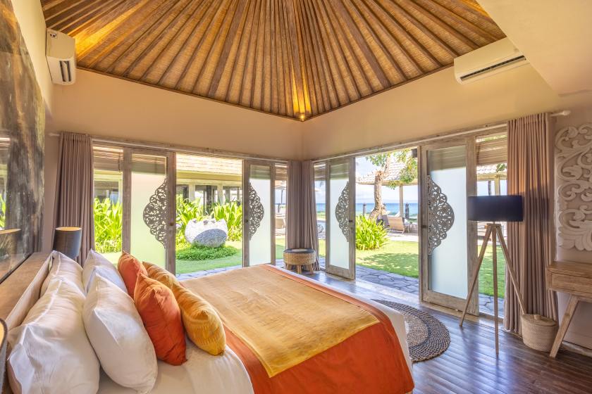 Four Bedroom Beachfront Pool Villa-11.jpg