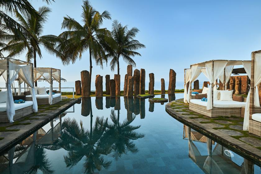 MAIN POOL-1.jpg