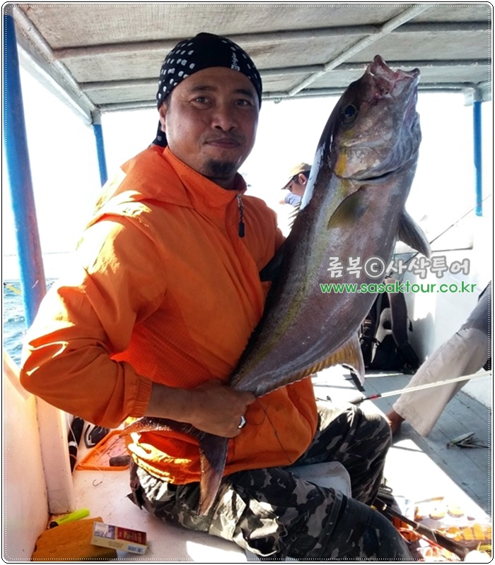 700Fishing 1.jpg