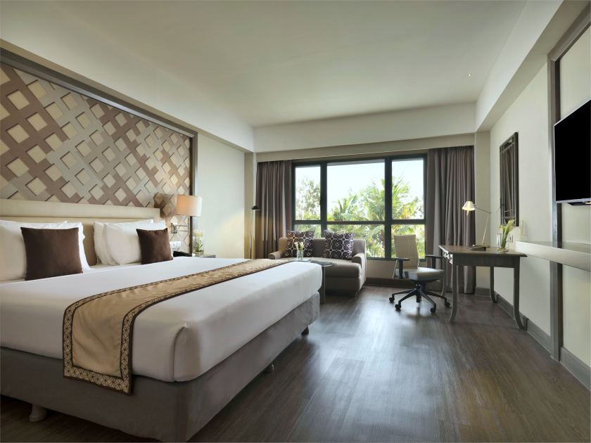 Deluxe Room - King Bed.jpg