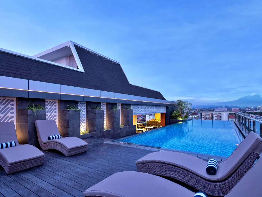 Swimming Pool_3.jpg