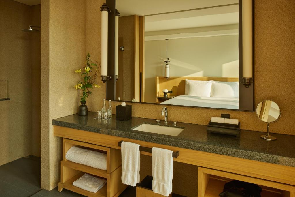 Hotel Tentrem Jakarta 디럭스1.jpg