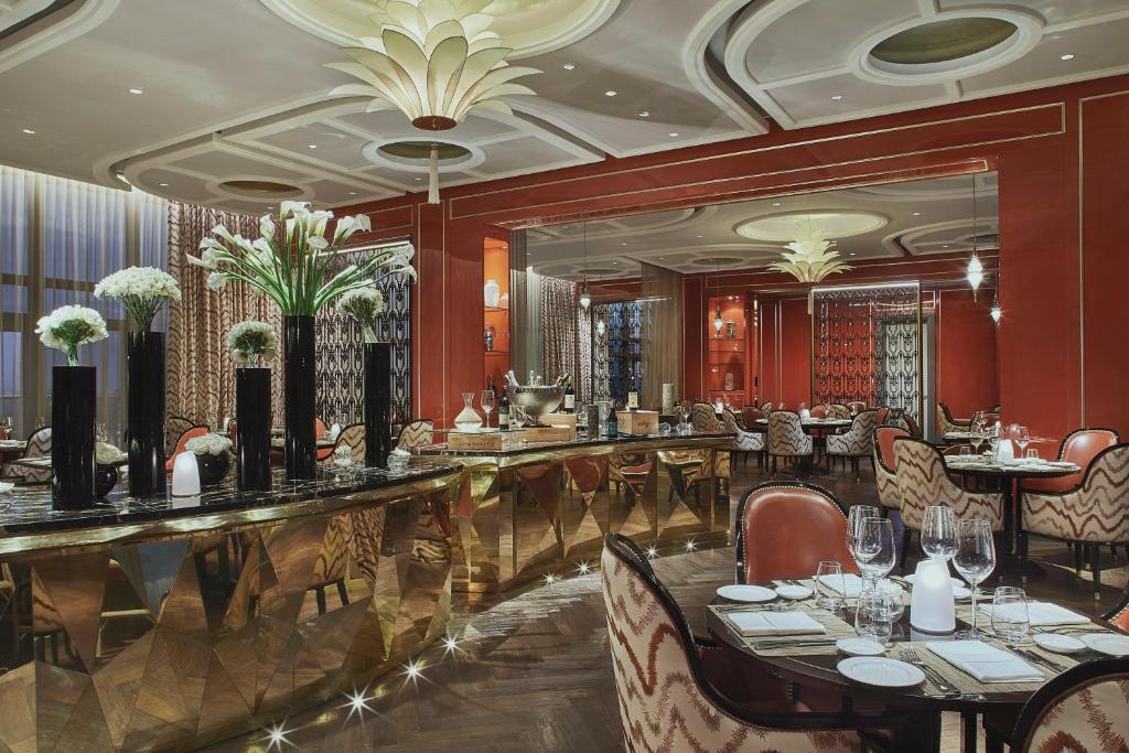 Four Seasons Hotel Jakarta (Capital Place) 부대시설6.jpg