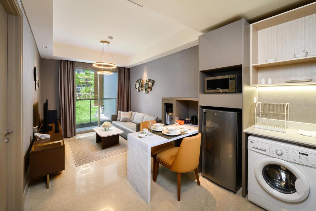 Oakwood Apartments PIK Jakarta 디럭스3.jpg