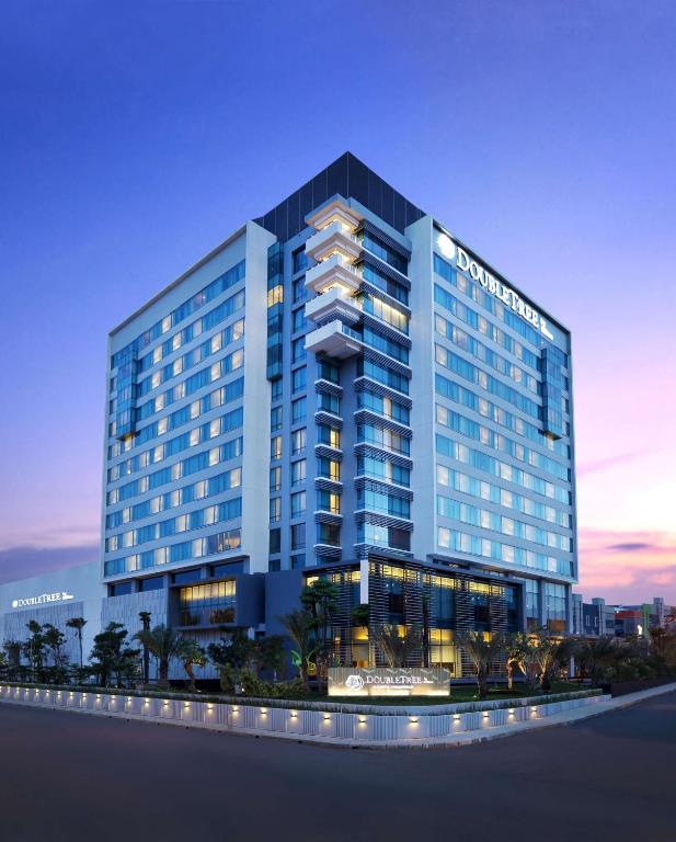 DoubleTree by Hilton Jakarta Kemayoran 메인.jpg