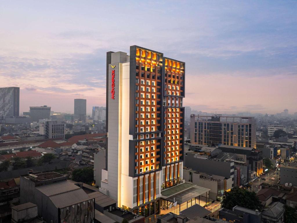 Mövenpick Hotel Jakarta Pecenongan 메인.jpg