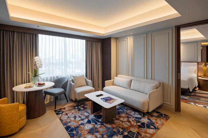 Mövenpick Hotel Jakarta Pecenongan  스위트.jpg