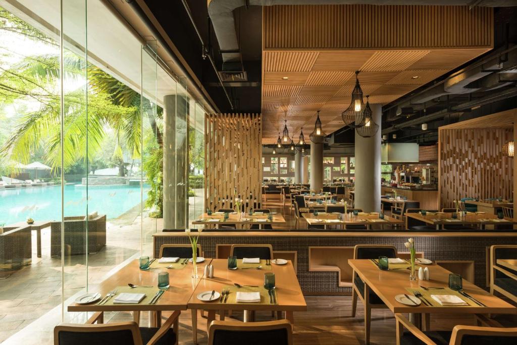 DoubleTree by Hilton Jakarta – Diponegoro 부대시설5.jpg