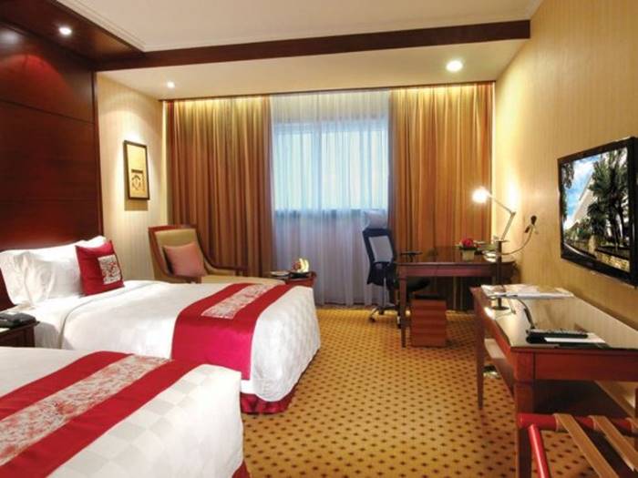Premier Deluxe Room.jpg
