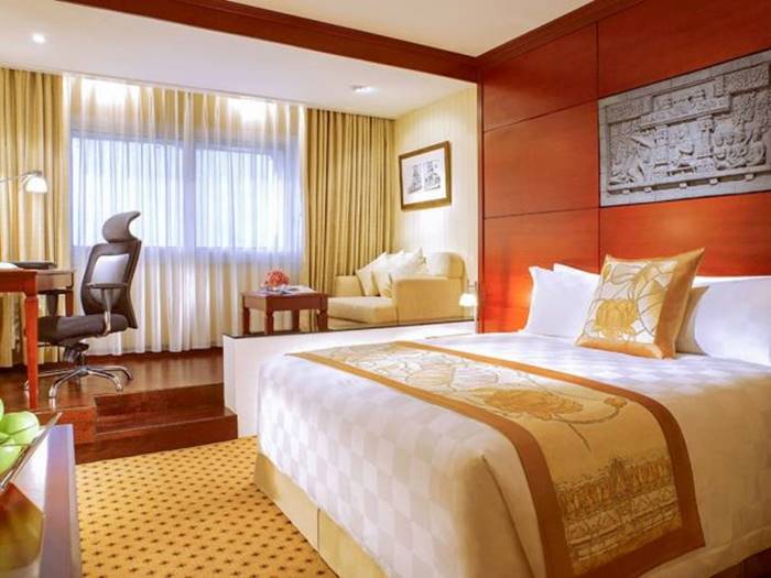 Executive Room1.jpg
