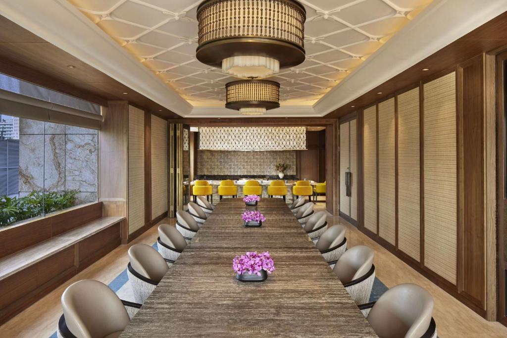 Keraton at The Plaza, Luxury Collection 부대시설7.jpg