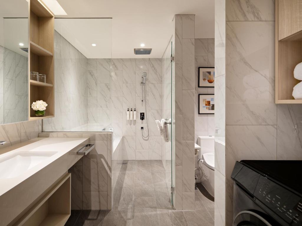 Swissôtel Living Jakarta Mega Kuningan 원베드 아파트3.jpg