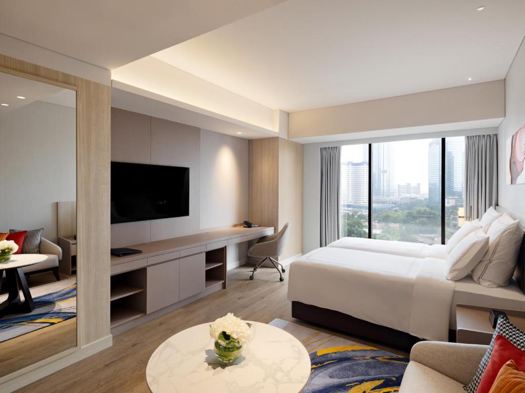 Swissôtel Living Jakarta Mega Kuningan 스튜디오.jpg