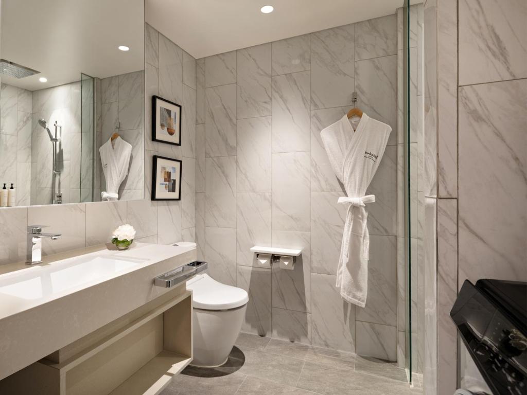 Swissôtel Living Jakarta Mega Kuningan 스튜디오3.jpg