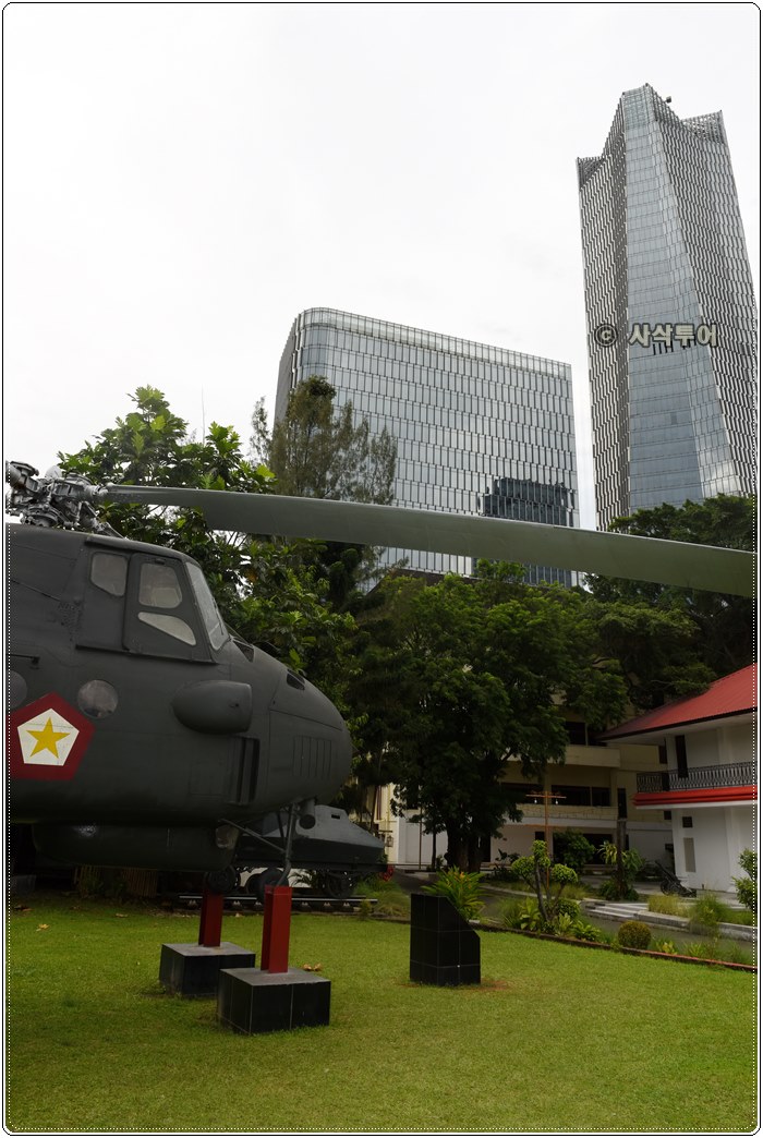 인도네시아 국군박물관039.JPG