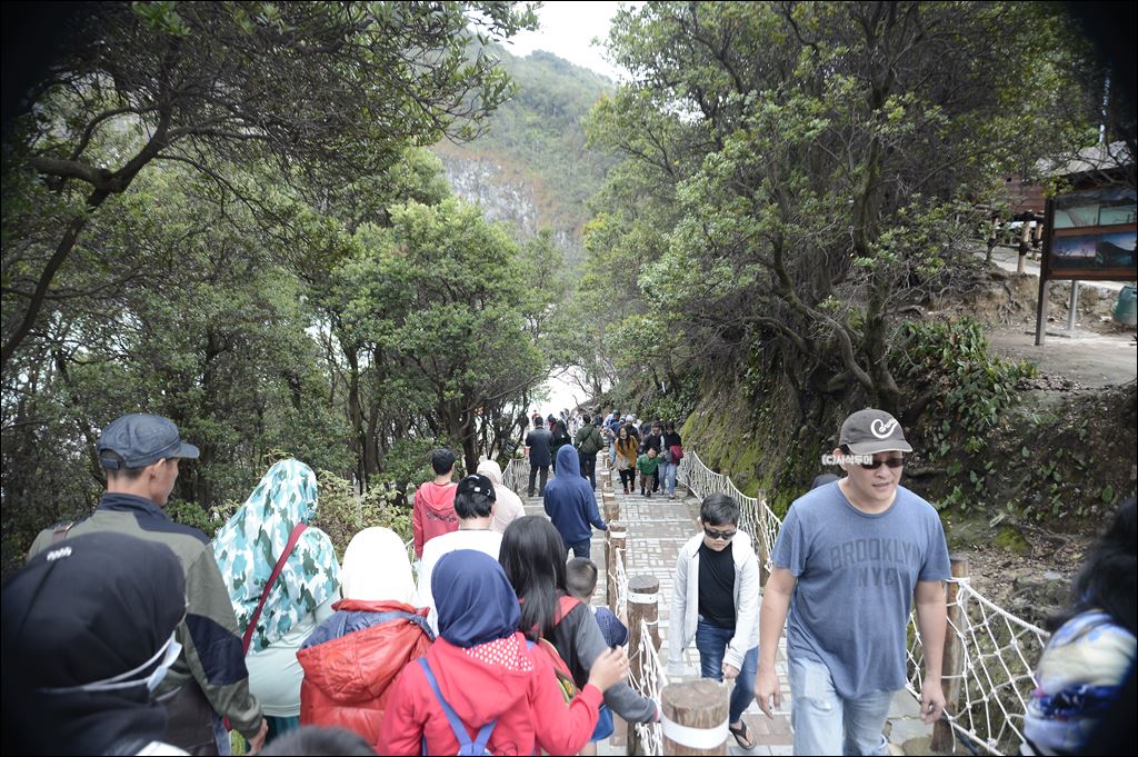 반둥 까와뿌띠2004.JPG