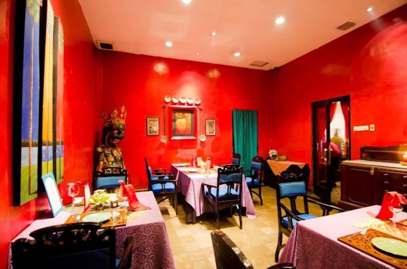 Lara Djonggrang _ La Bihzad Bar (1).jpg
