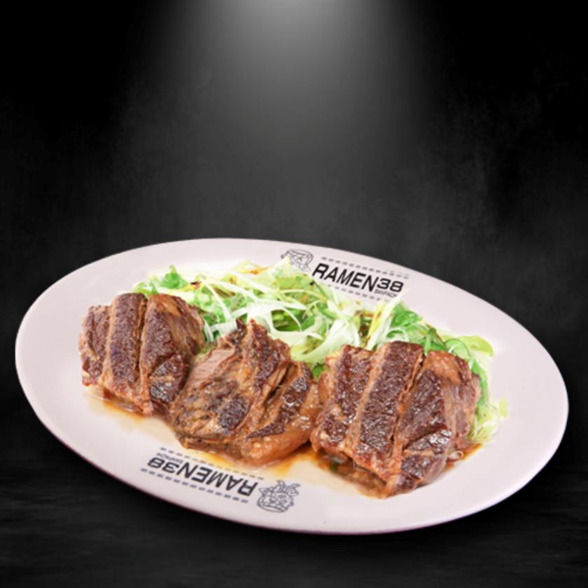 자카르타 라멘 BUTA KAKUNI TSUMAMI.jpg