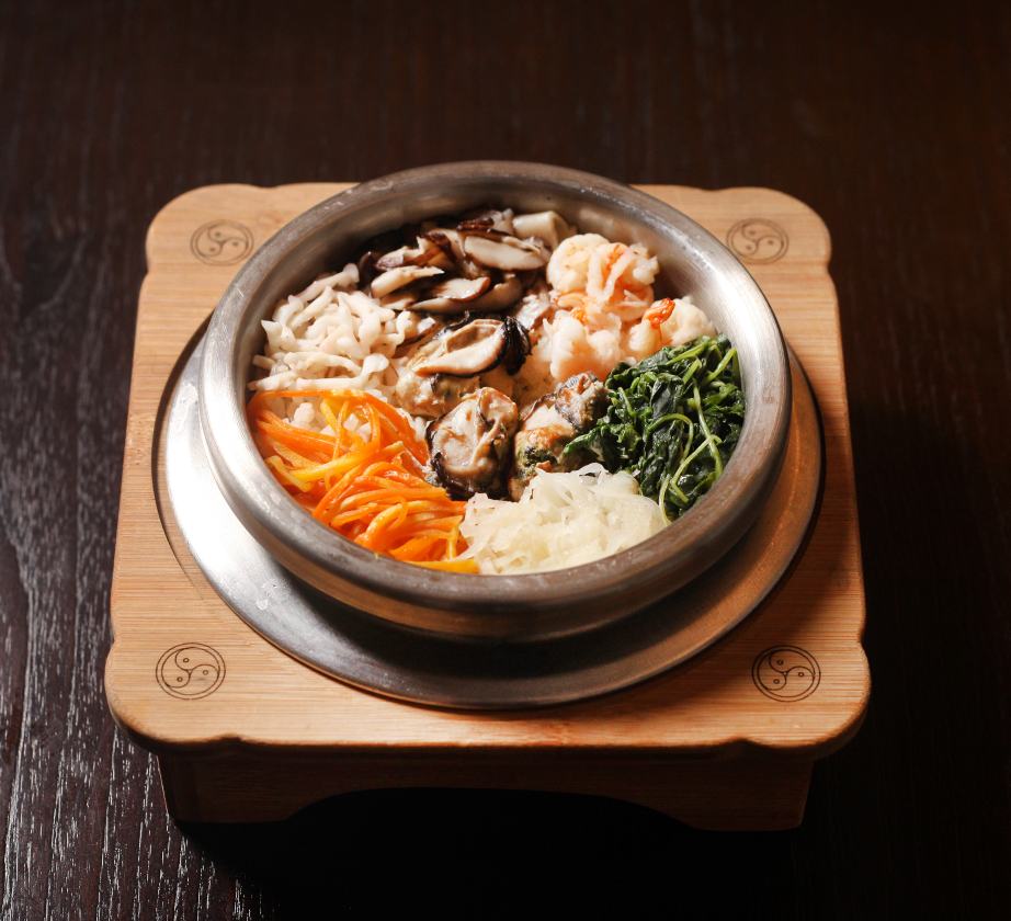 굴솥밥 oyster sot bab.jpg