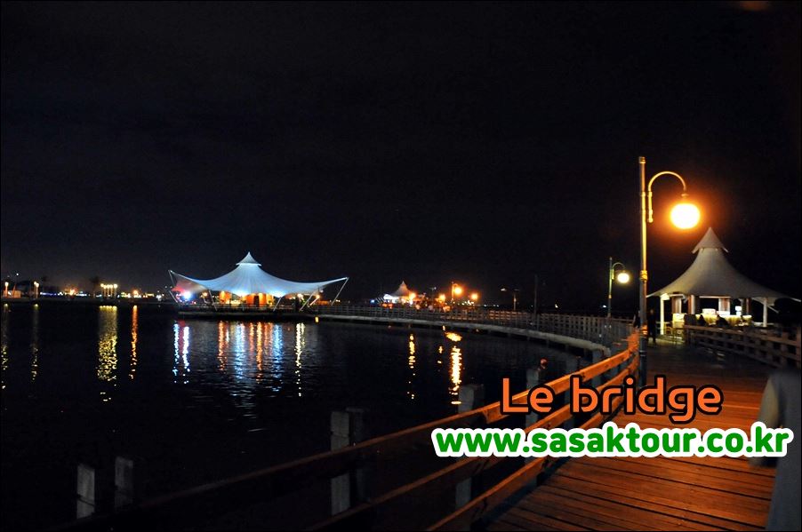le bridge jakarta001.jpg