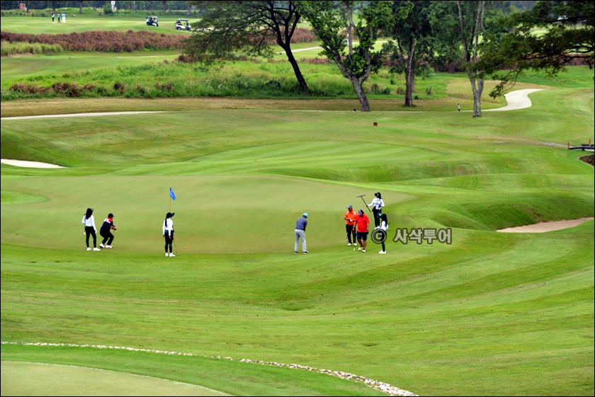 suvarga golf club010.JPG