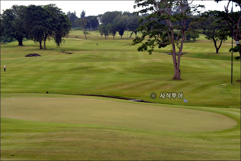 suvarga golf club005.JPG