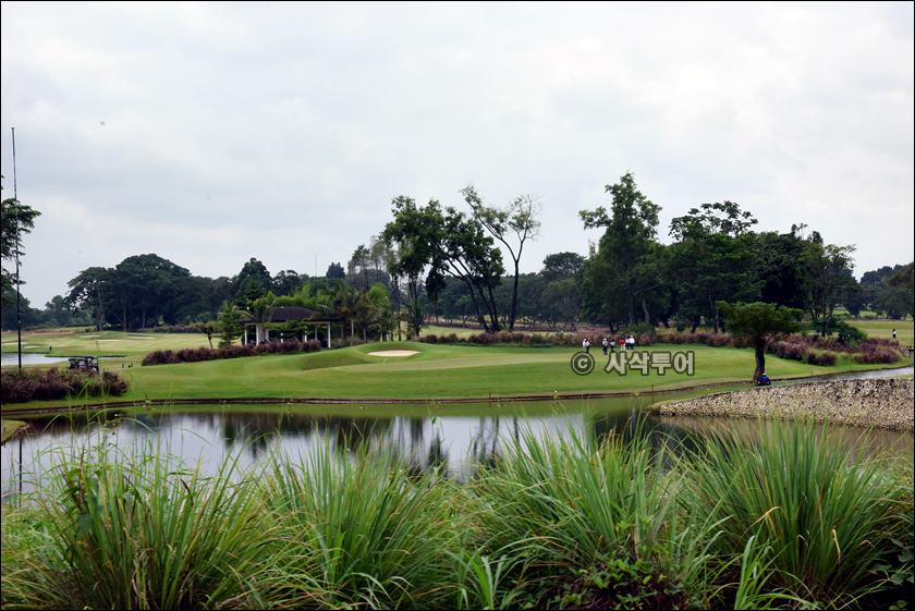 suvarga golf club026.JPG