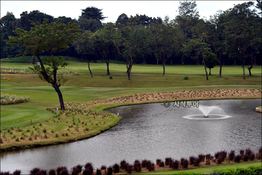 suvarga golf club007.JPG