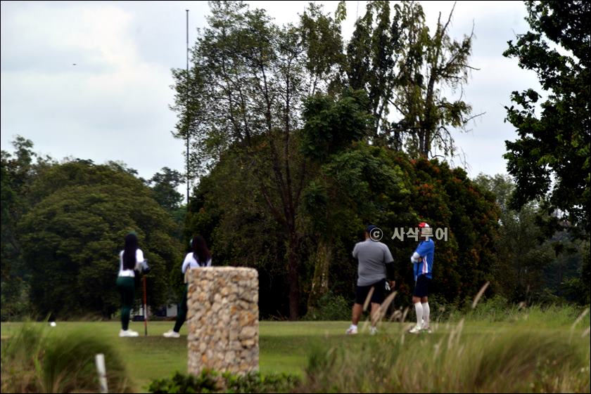 suvarga golf club016.JPG