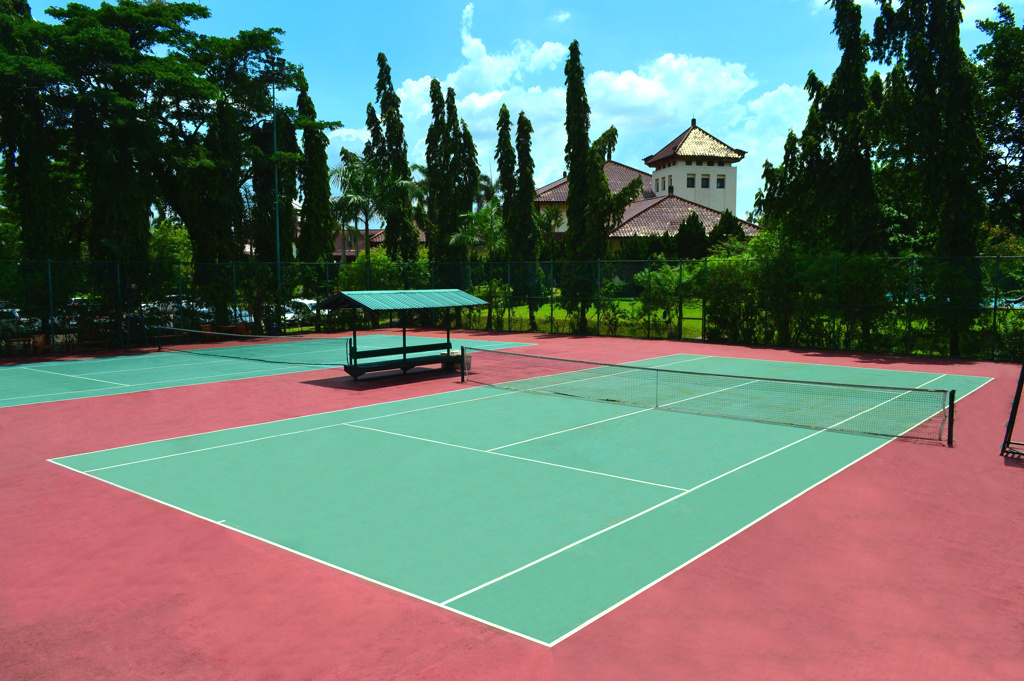 tennis_court.jpg