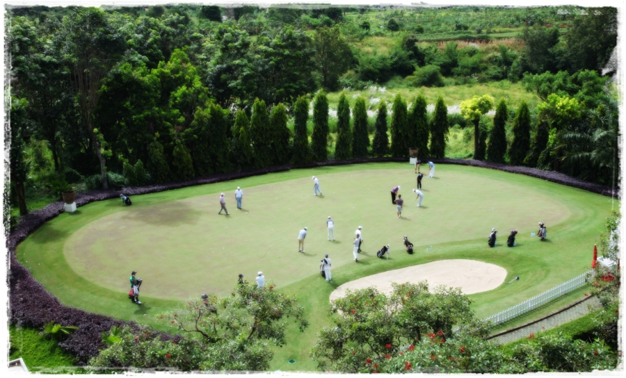 Putting Green.JPG