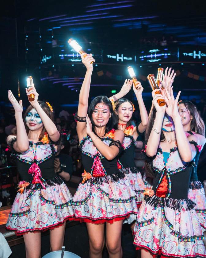 The H Club11.jpg