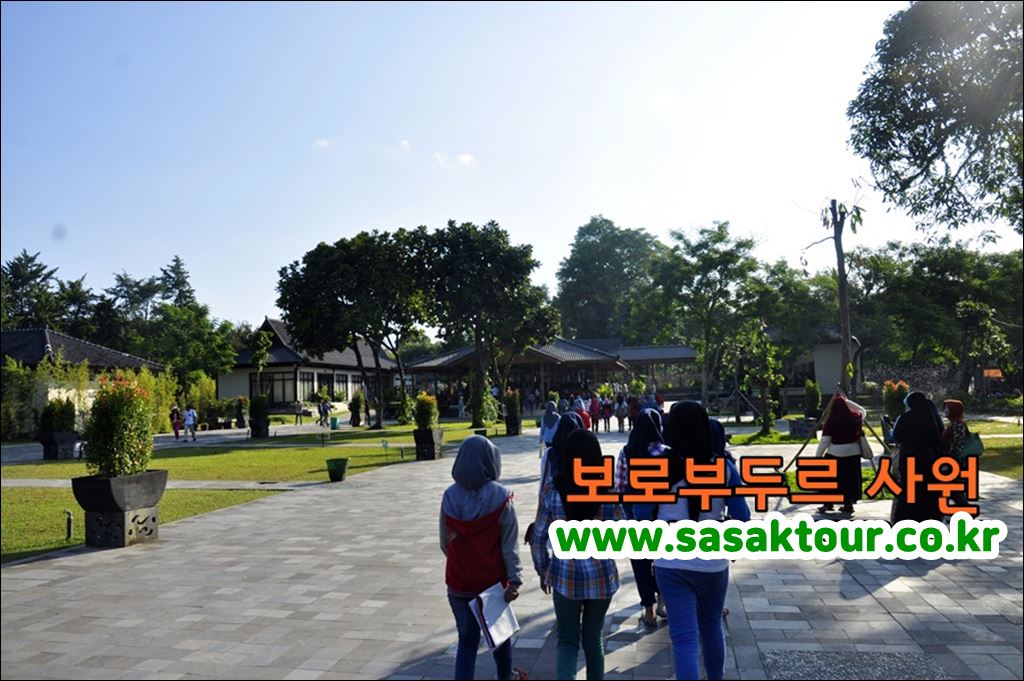 족자카르타 보로부두르사원039.jpg